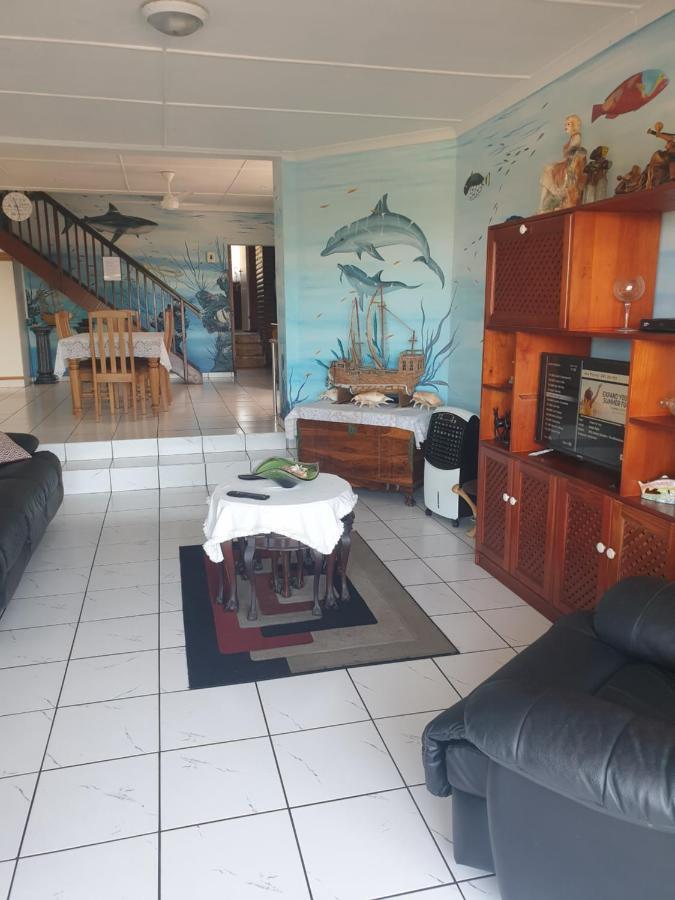 Deep Blue Guest House Amanzimtoti Esterno foto